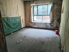 捡漏捡漏 康桥东地铁口 满五税少 超值性价比