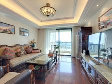 东外滩次新房 三房 南北通 带产权车位 地铁50米