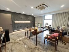 阿里网易旁地铁口 500方精装正对电梯 孵化器高补贴 可季付