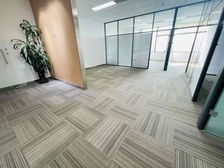 皇姑岐山路地铁口 甲级写字间 3加1格局 含票 停车方便