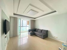 (实拍)送车位,杨浦小,八号线翔殷路地铁口,中心位置,价可谈