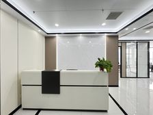 公摊小 地铁口0距离 24H空调甲写 鑫融国际 湖南商会大厦