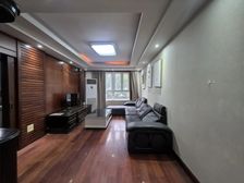 威海苑 人民广场大剧院旁 舒适安静全明三室二厅 诚意出售