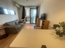 出行方便 中间楼层 产权清晰 精装好房 购物方便 近地铁