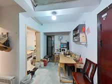 产权清晰 出行方便 次新小区 商业配套齐全 满五 有电梯