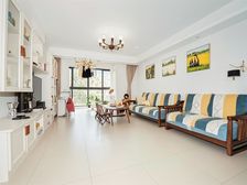 新上!春城三期精装修电梯三房!中心位置!采光无遮挡!带车位!