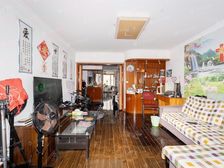 春城南区 白玉兰奖户型!电梯高区 小区中心 诚售可谈!