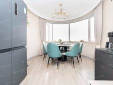 精装修拎包入住,白玉兰户型,南北通透,景观楼层,带产权车位!