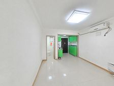 一楼+带阳光房+南北通透+岚皋路轨交交通