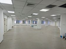 高新区 科技路地铁口 746平 整层出租 火炬大厦