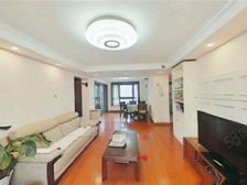 新挂牌!园林式小区,湖畔中心景观大三房,南北通透,带产权车位