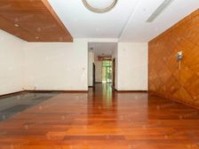 300平大花园,小区中心位置,付款无要求, ,诚意出售