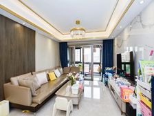 徐汇网红楼盘!14年次新房三开间朝南豪华装修!带车位!