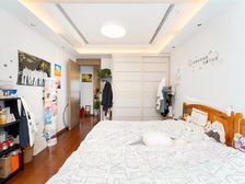 新挂牌,2016年次新房,全屋地暖,送50平超大露台,带车位