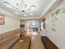 春申景城新挂牌南北两房,中间楼层,湖景位置,带产权车位,诚售