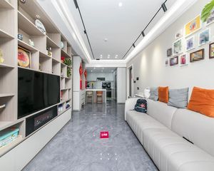 特发和平里二期诚心出售,低于小区均价,机会难得!