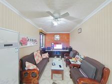 金杨新村二街坊 74平2居 南向中装修 拎包入住