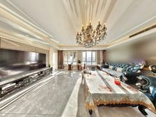 天澔园 新出湖景房 万豪装 价格可谈业主低价我知道合适 好房