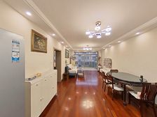 随时交易,花园位置,1梯2户,板式2房25 中装修 方便看房