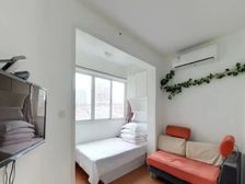 低于市场价80W,精装修拎包入住,小区有大花园,周边配套齐全