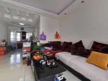 采光好,中间楼层,得房率高,交通方便,单价低,靠地铁,