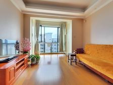 3间朝南,大阳台,通透户型,精装保养好,满 五 V 一,税费