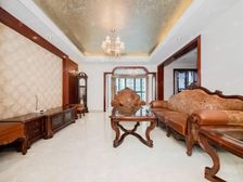 三房朝南!青湖路精装电梯大三房!房东已买诚售!带产权车位!