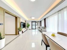 顶配180平,边套大4房, 位置,2个车位,精装还未住过人