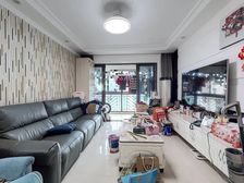 日月光伯爵天地 3室1厅 106.53平