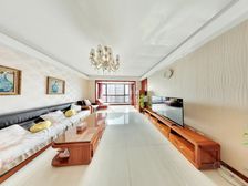 中介共收壹个点 仁恒河滨花园 南北通透四室23层育婴里片