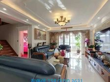 顶层大复式 业主置换电梯房 降.价90万出售 带车位 近