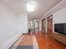 前滩1站地铁,业主诚售,看房方便,近地铁,视野好,可拎包入住