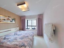 房东专门从国外回来卖房子,诚意售,家电家具全送,看中可谈