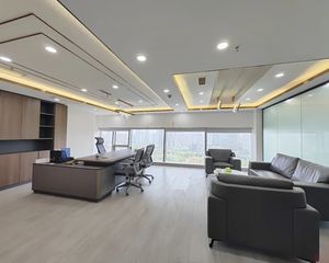 环球中心南区 洲际酒店正上方 正看桂溪公园 依山傍水 带租约