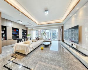 新希望锦官府4室2厅西