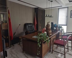 业主资金周转 出售高新区地铁口办公独栋 可广告经营 豪装家具