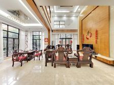 急,精装修东南普通住宅294.53平米急售,看房随时