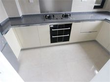 雅戈尔长风8号大2居有车位落地窗送地下室经典户型