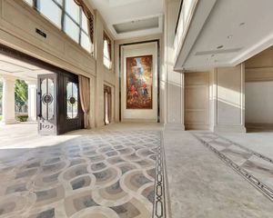 -原房主急变现,财富公馆欧式庄园别墅低市场价出售,精装未住。