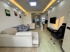 带阁楼的房子+阁楼很高+税费少+欢迎大家来带看