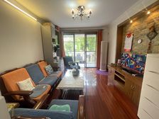 近地铁口,南北直通,户型方正,采光好,业主诚售,看房方便