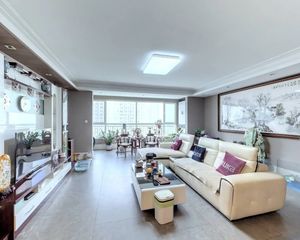 华业东方玫瑰D区 3室2厅 177.2平