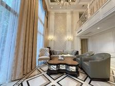 500个豪装 基本未住 气派6.4 挑空 5房带大露台送车位