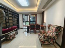 金浩园 五年次新精装两房 位置好楼层好