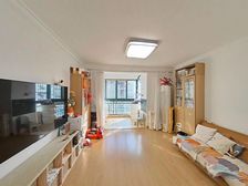 美林小城 2室2厅1卫 精装修 305万元