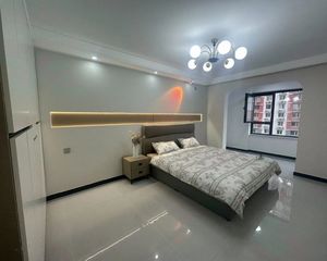 一中附近 卓雅豪庭三室户型,装修好,全新装修,没住过