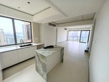 海滨花园 业主急售 全新装修 高层一线望江 看房方便随时约