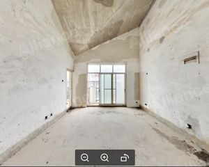 山水英伦庄园 65万复式 毛坯任君装修 使用大 诚意出售