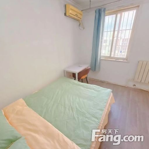  �����ž�װ�������ۼ��ù㳡��Ӷ���¸� 