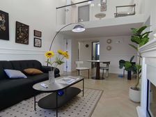 新上顶层带阁楼!全屋定制装修,价格劲爆,密码锁,随时可看房